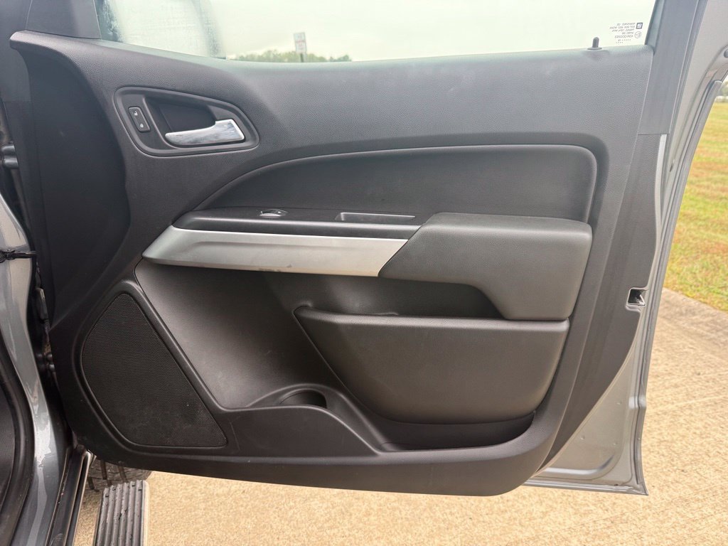 Used 2019 Chevrolet Colorado LT w/ LT Convenience Package RWD image 19