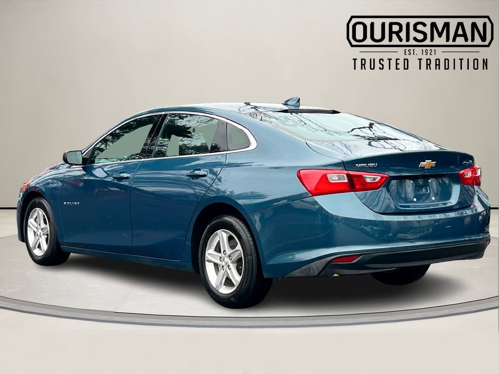 Used 2024 Chevrolet Malibu LT image 4