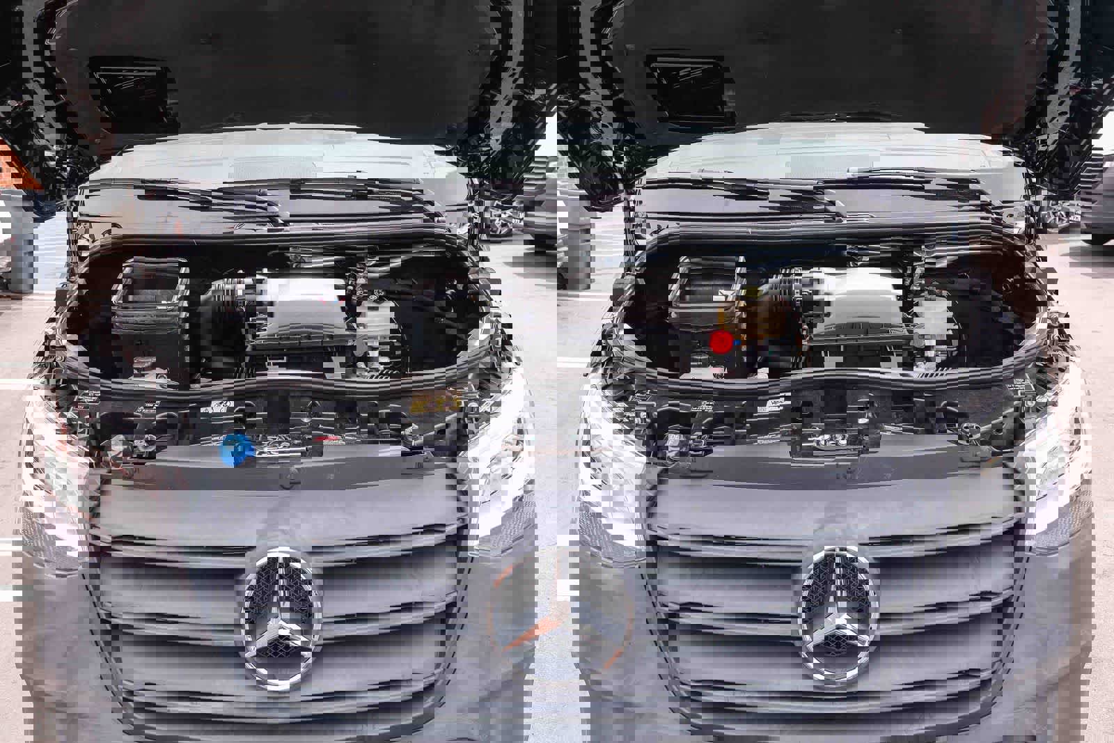 Used 2022 Mercedes-Benz Sprinter 2500 image 38