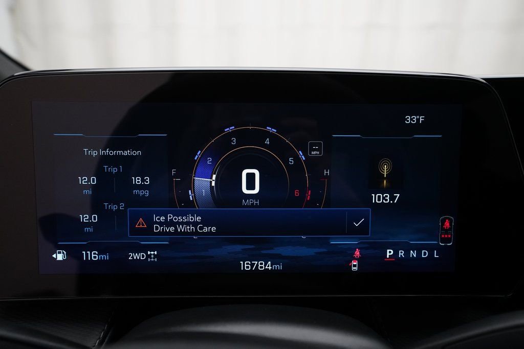 Certified 2025 Chevrolet Equinox LT image 2