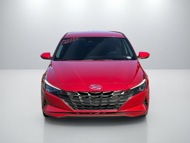 Used 2022 Hyundai Elantra SEL FWD image 2