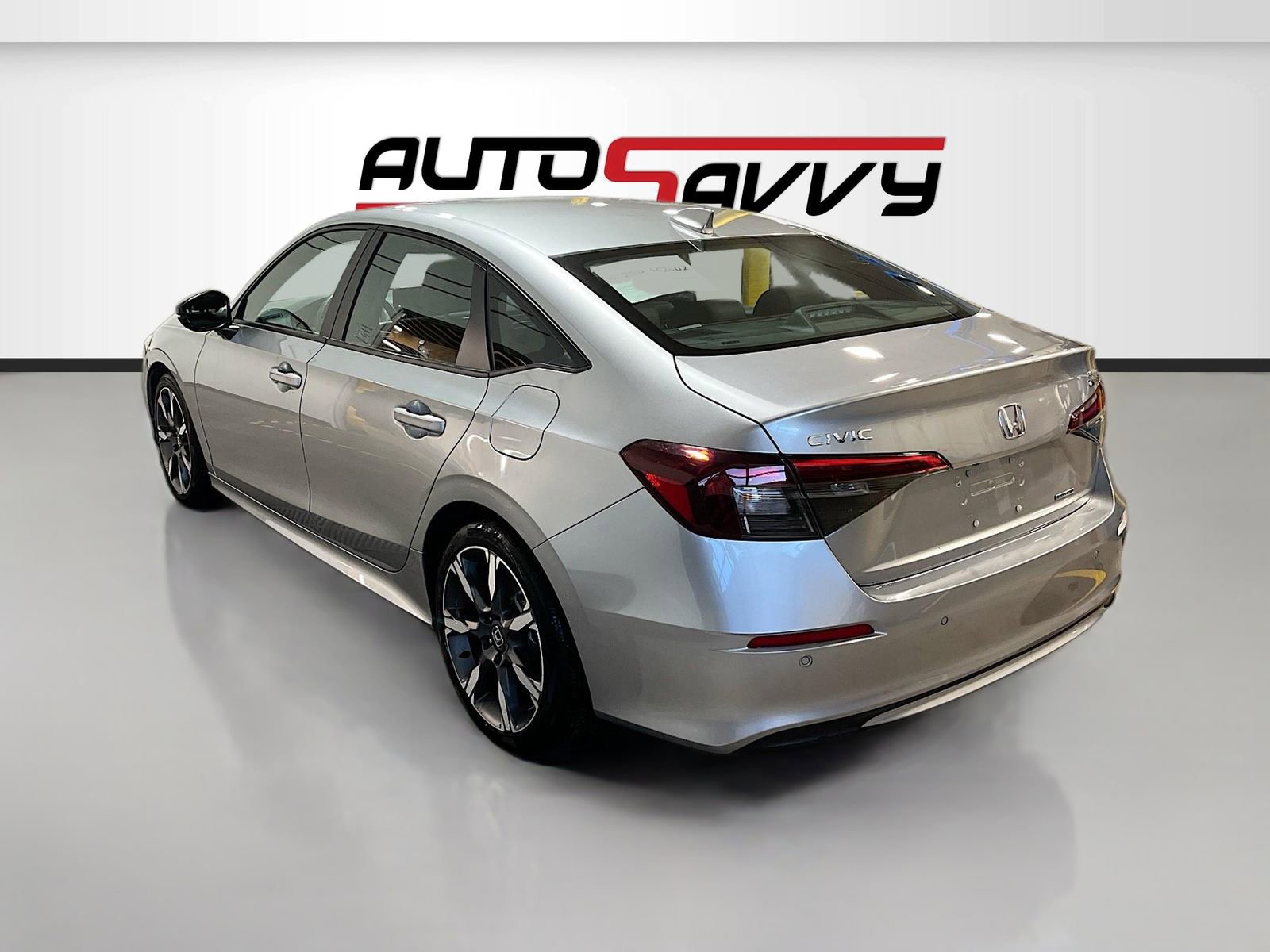 Used 2025 Honda Civic Sport Touring image 5