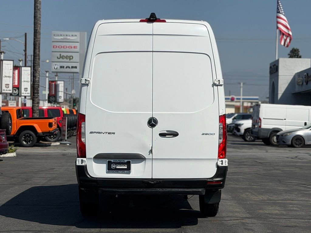 Used 2023 Mercedes-Benz Sprinter 2500 w/ Acoustic Package image 8