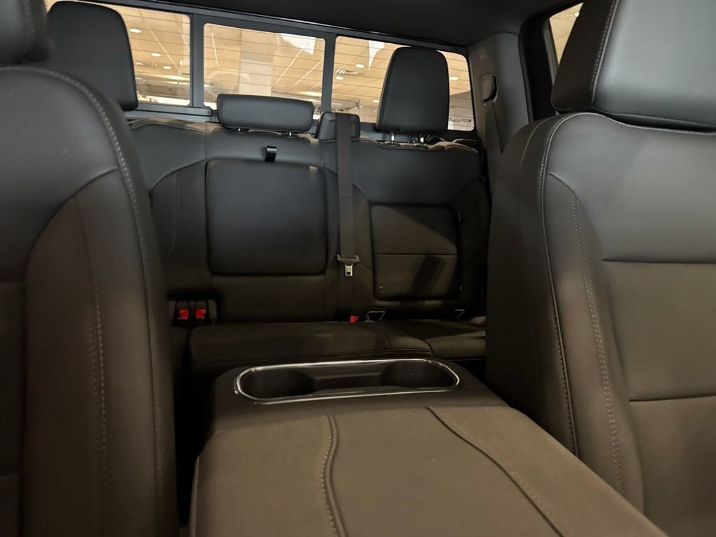New 2026 GMC Sierra 1500 SLT w/ SLT Premium Plus Package AWD/4WD image 14