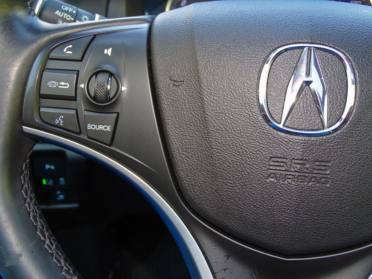 Used 2020 Acura MDX SH-AWD w/Technology Pkg image 29