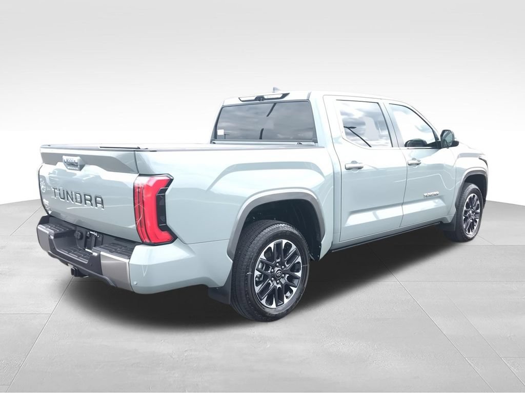 Used 2025 Toyota Tundra Limited AWD/4WD image 10