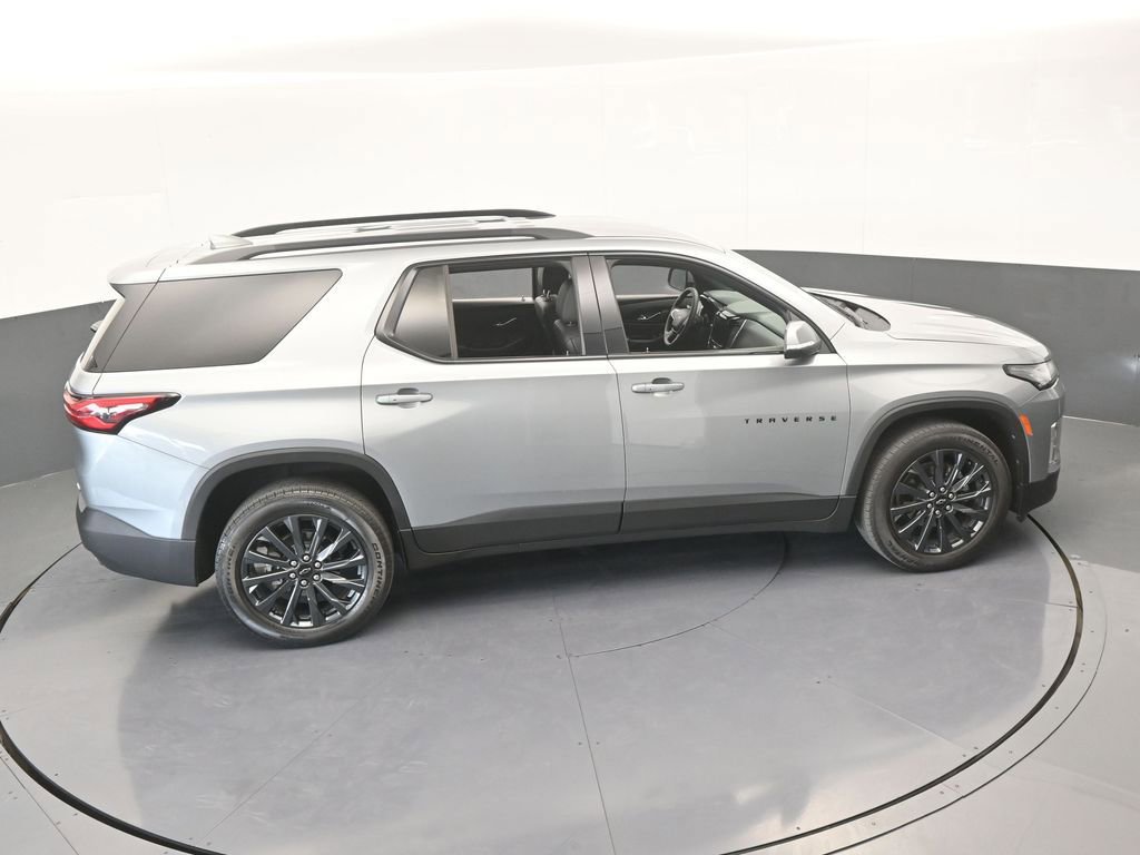 Used 2023 Chevrolet Traverse RS image 61