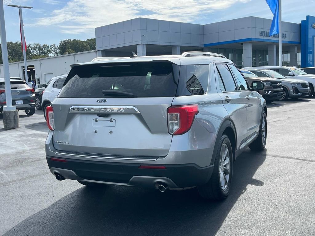 Used 2022 Ford Explorer Limited image 7