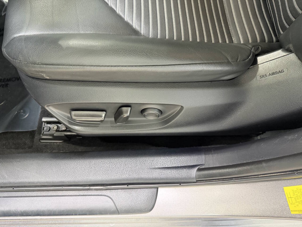 Used 2023 Toyota Camry SE FWD image 22