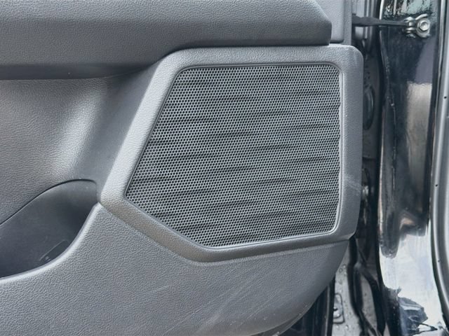 Used 2019 Lexus UX 200 w/ Premium Package FWD image 23