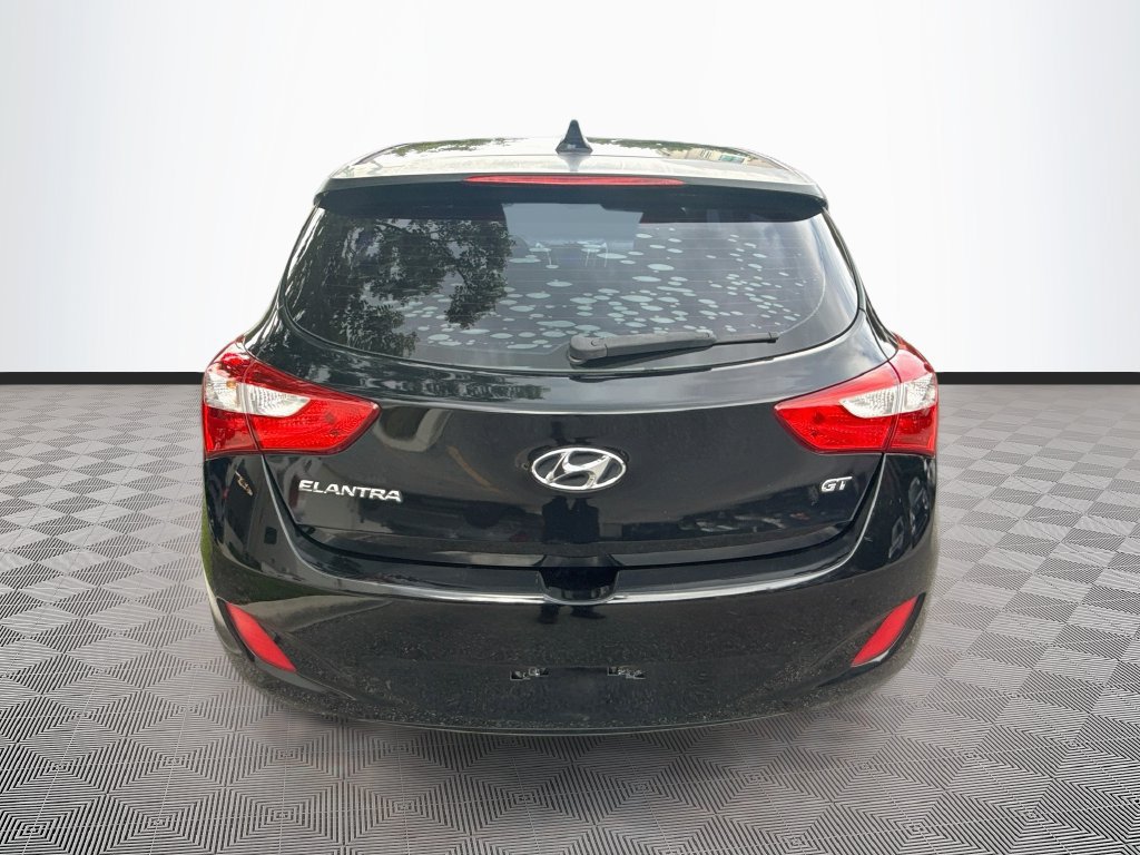 Used 2016 Hyundai Elantra GT FWD image 25