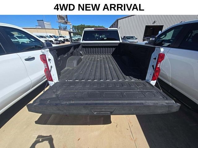 Used 2025 Chevrolet Silverado 2500 Custom w/ Custom Value Package AWD/4WD image 7
