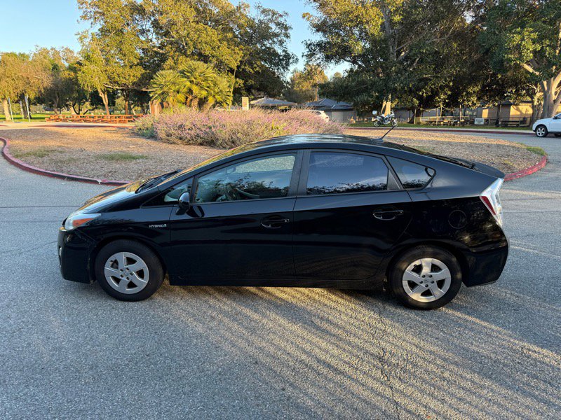Used 2010 Toyota Prius Three image 4