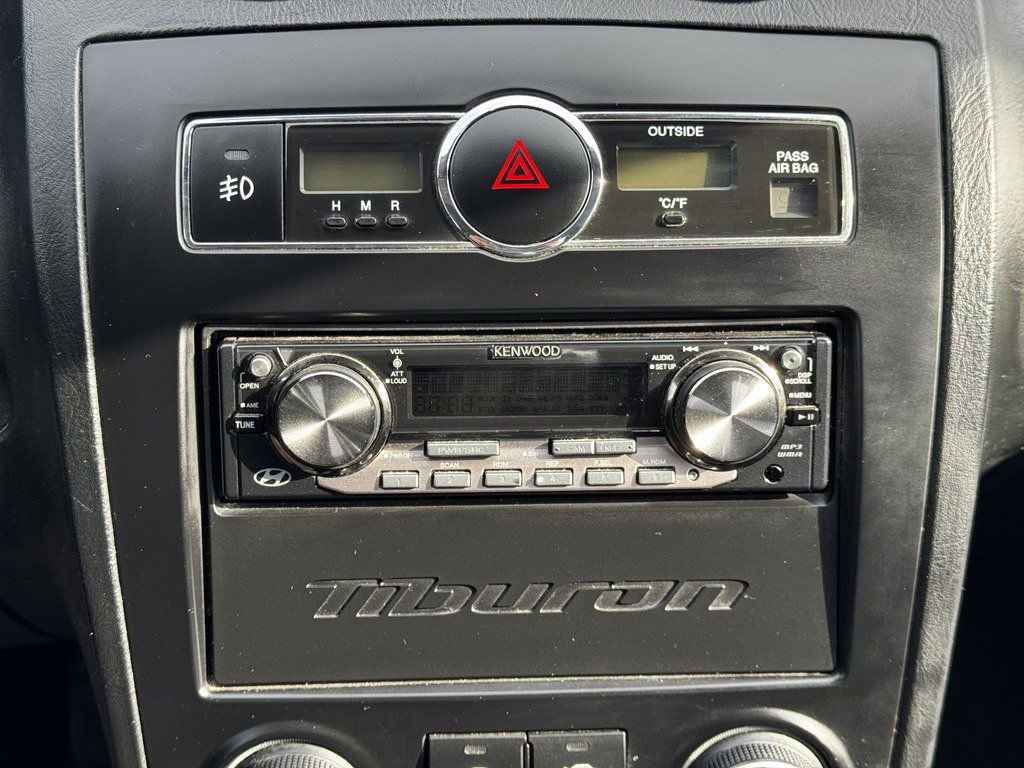 Used 2008 Hyundai Tiburon GS image 17