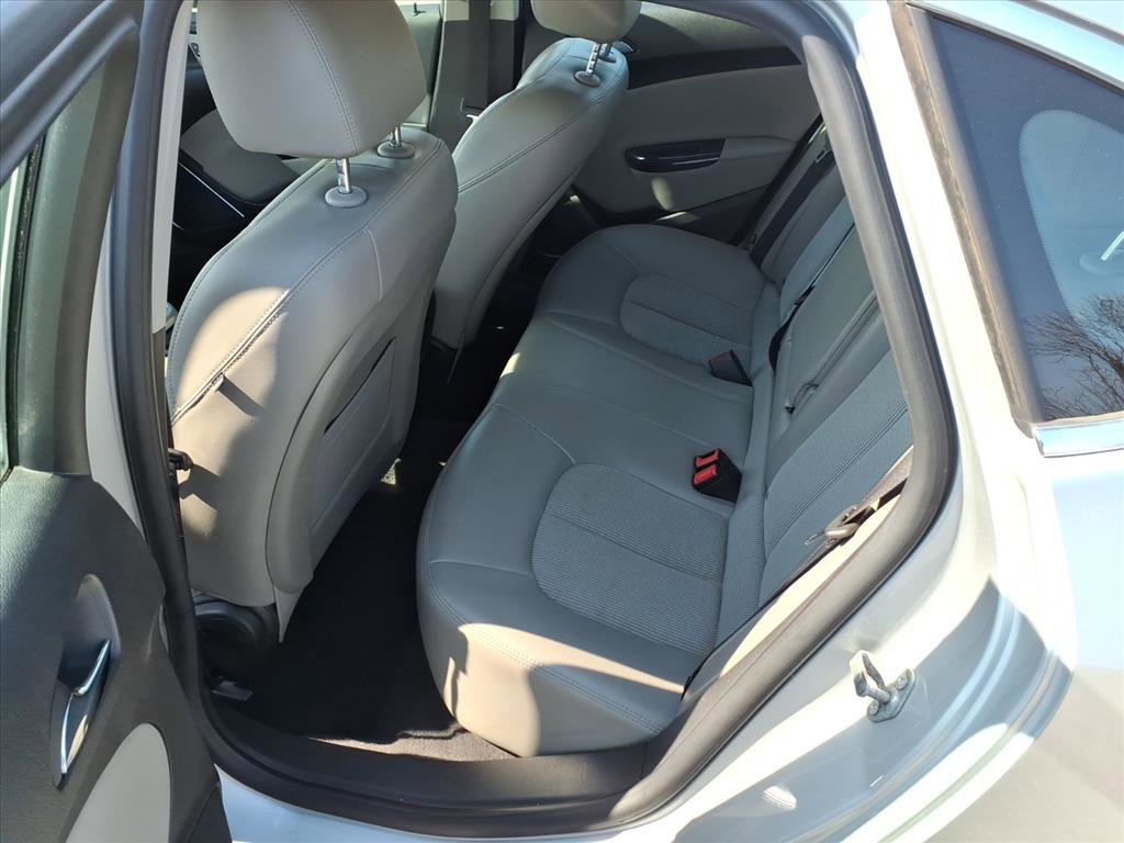 Used 2014 Buick Verano Convenience image 12