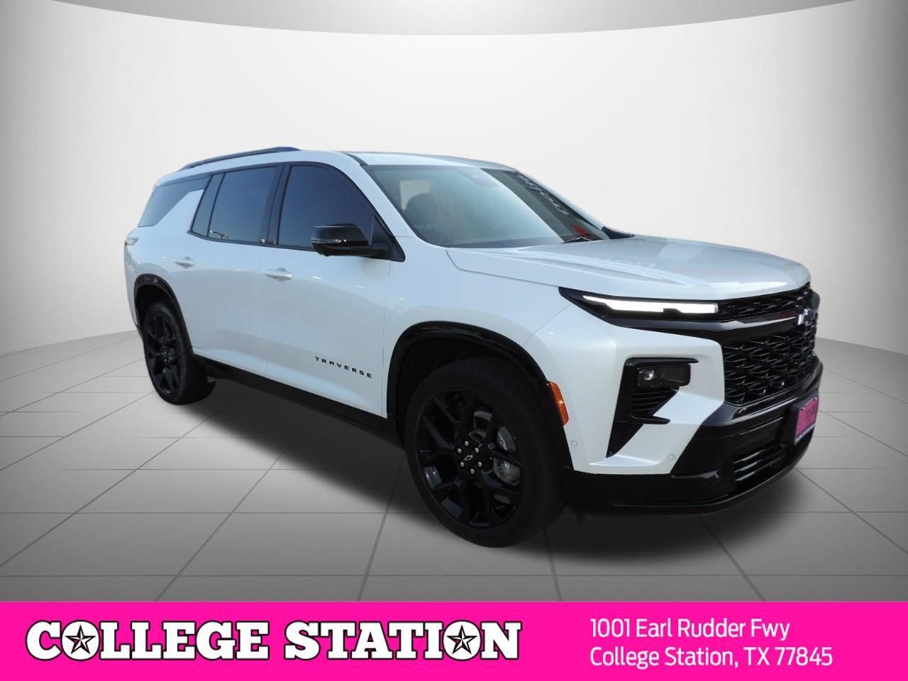 Used 2024 Chevrolet Traverse RS w/ LPO, Floor Liner Package FWD image 3