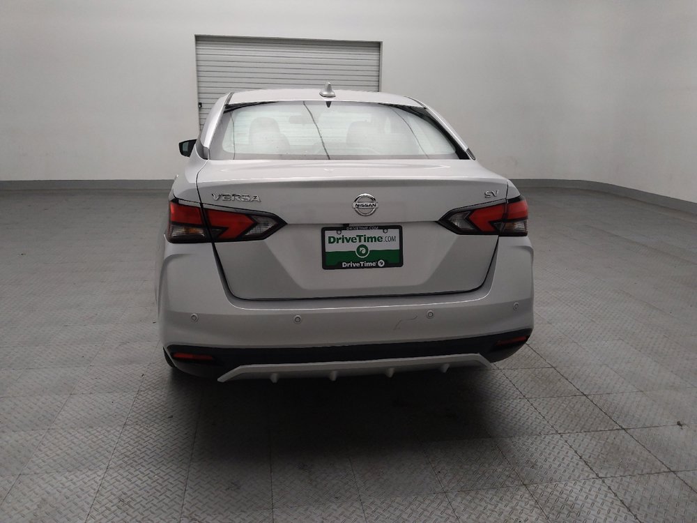 Used 2021 Nissan Versa SV FWD image 6