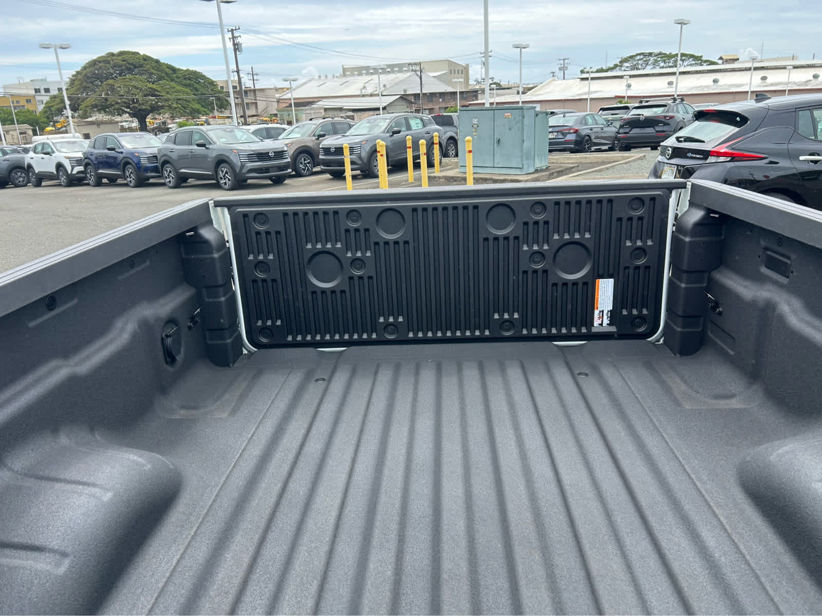 New 2026 Nissan Frontier S image 11