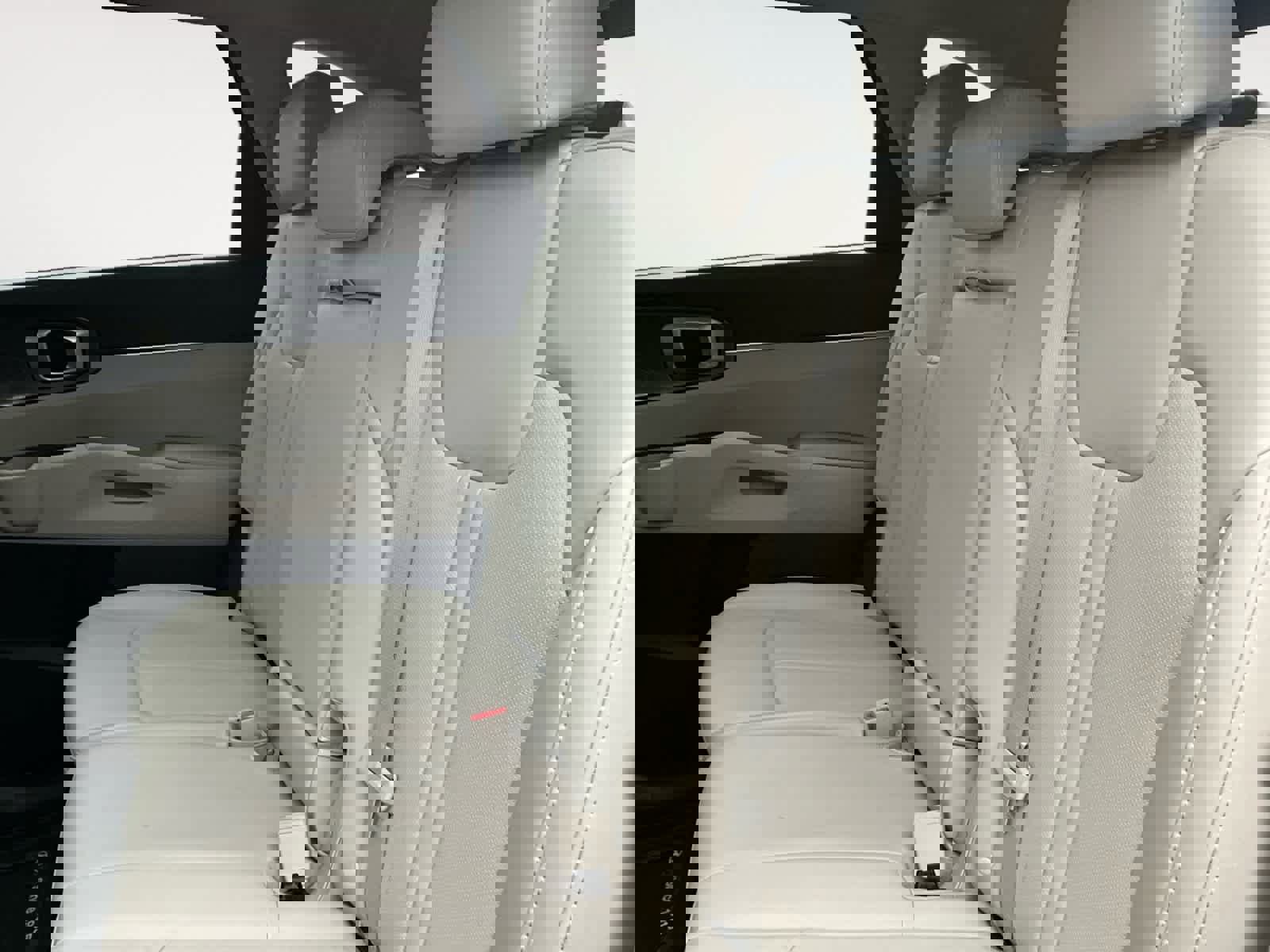 Used 2021 Kia Sorento S image 27