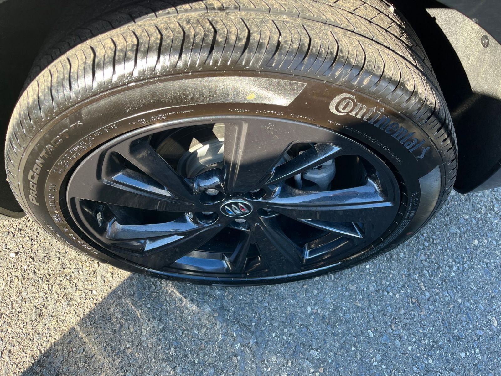 Used 2024 Buick Envision Sport Touring image 30