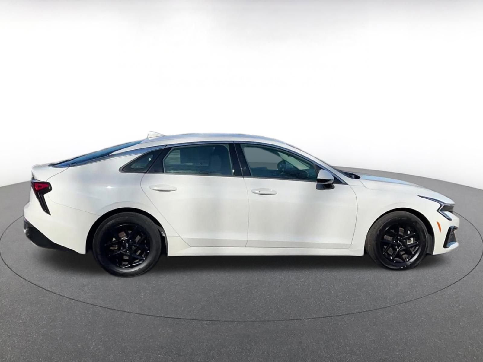 Used 2025 Kia K5 LXS image 16