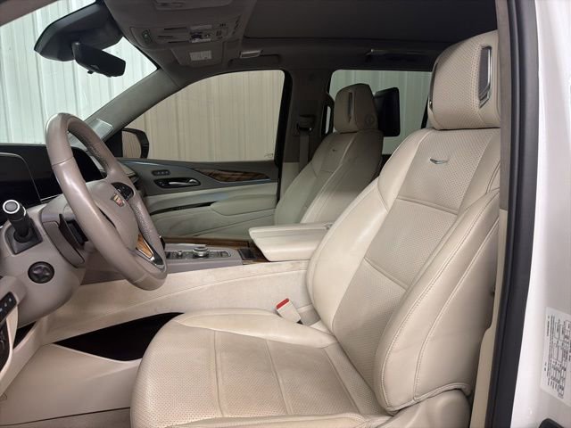 Used 2023 Cadillac Escalade Premium Luxury Platinum image 31