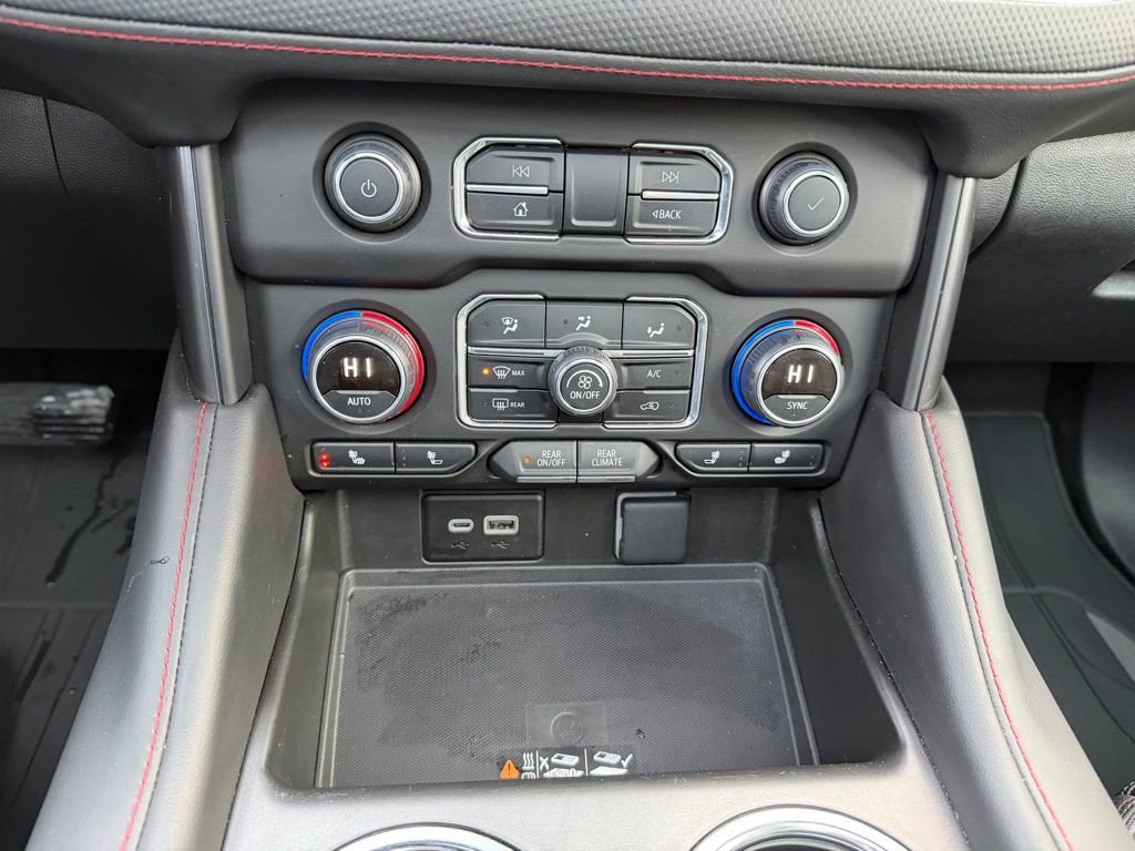 Used 2024 Chevrolet Suburban RST w/ Luxury Package image 29