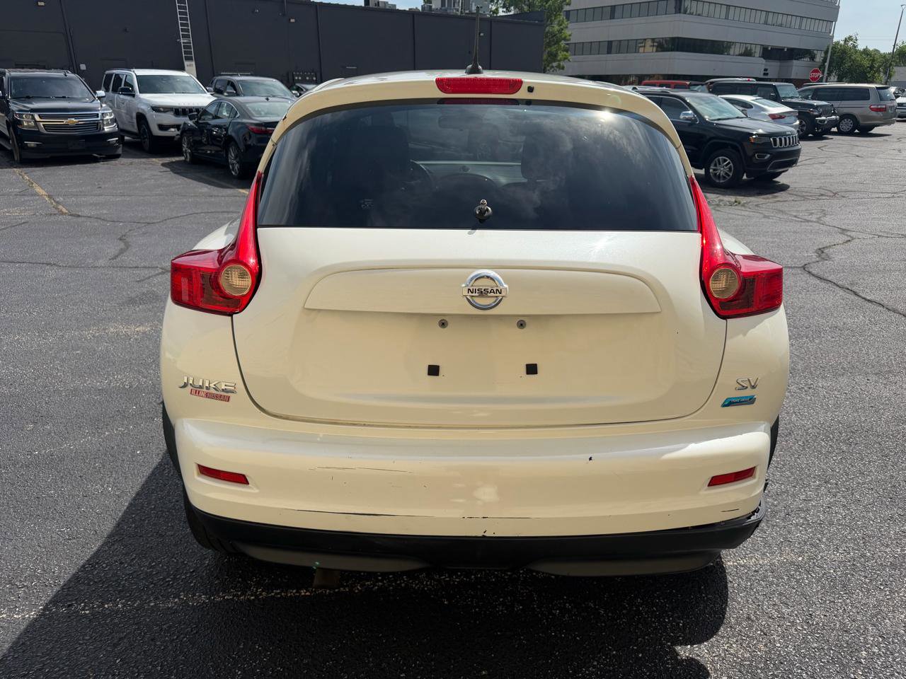 Used 2013 Nissan Juke SV FWD image 5