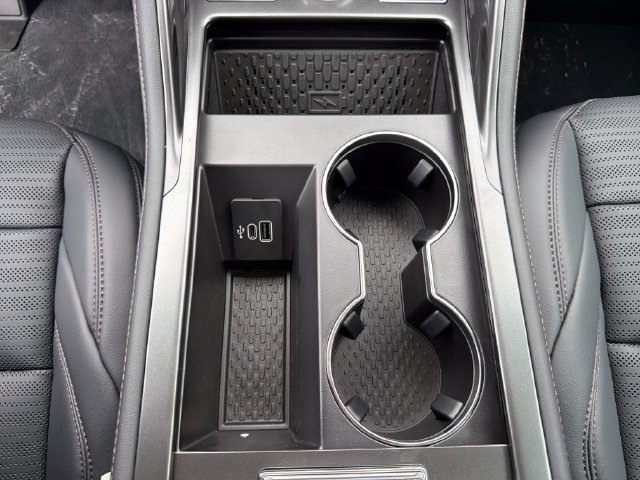 New 2026 Lincoln Nautilus Reserve w/ Jet Appearance Package AWD/4WD image 32