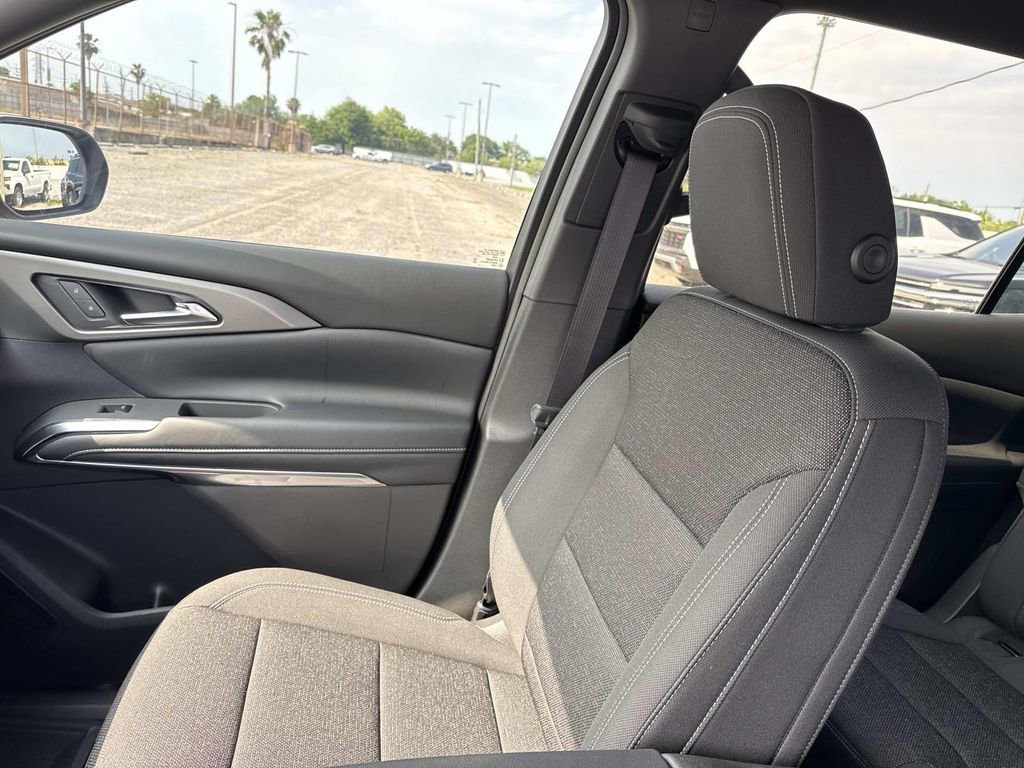 New 2026 Chevrolet Traverse LT FWD image 15