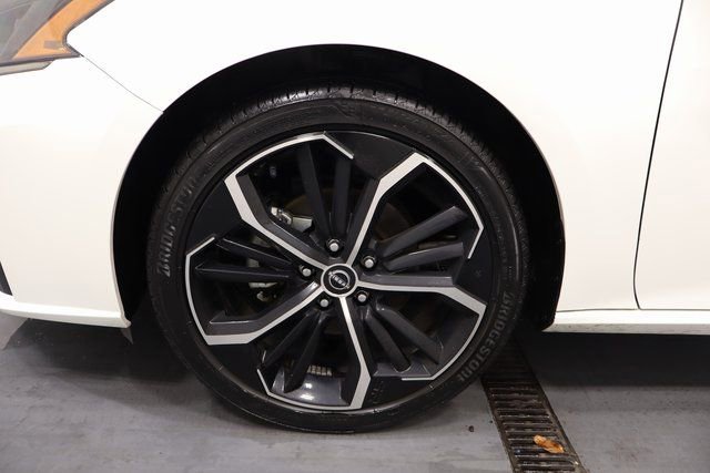 Used 2024 Nissan Altima 2.5 SR image 23