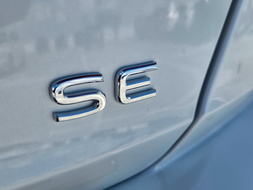 New 2027 Volkswagen Jetta SE FWD image 5