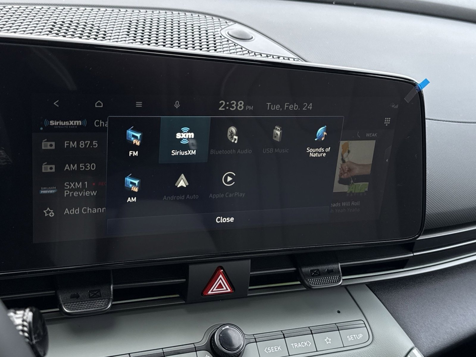 New 2026 Hyundai Elantra Limited image 18