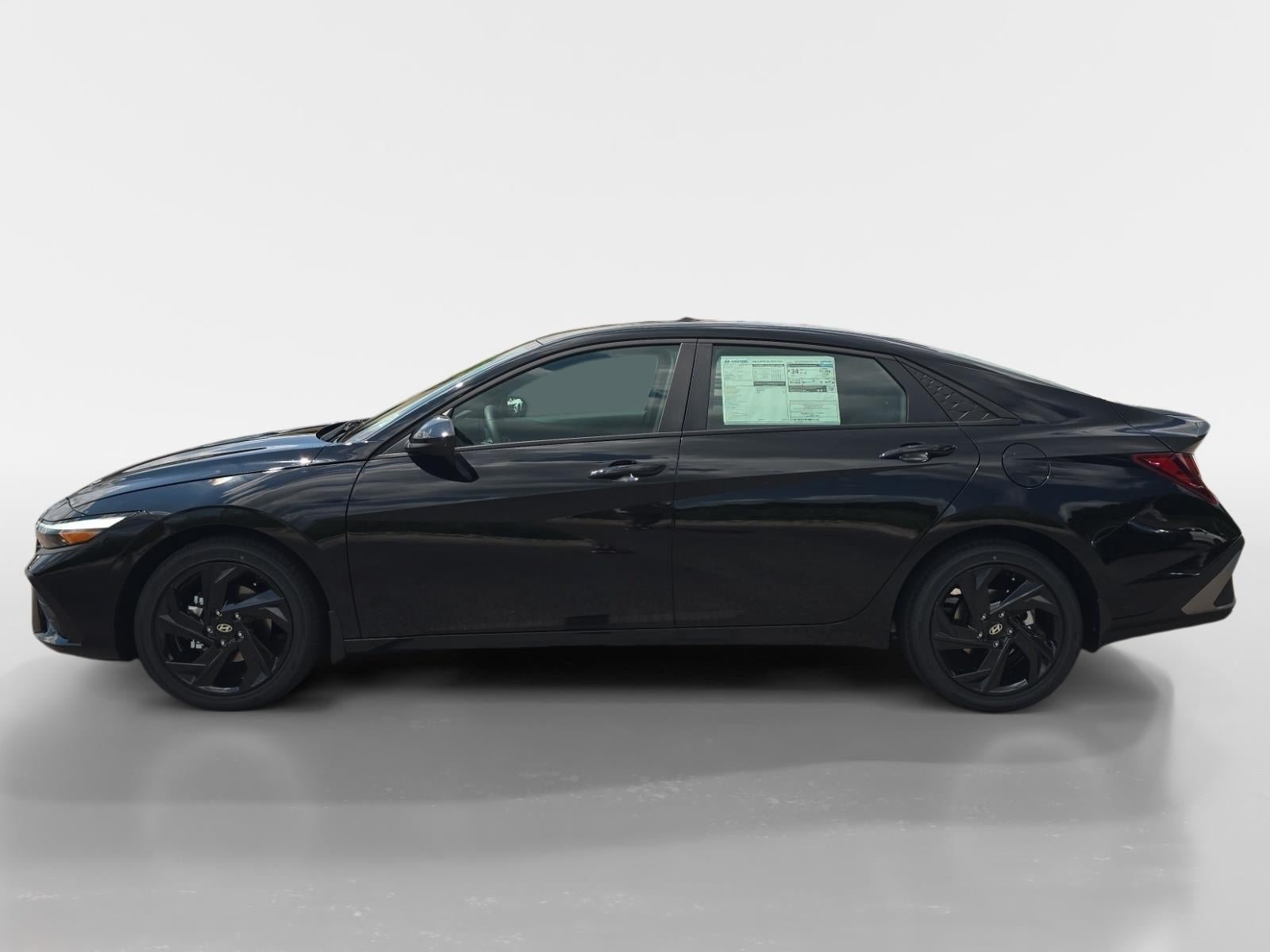 New 2026 Hyundai Elantra SEL Sport FWD image 6