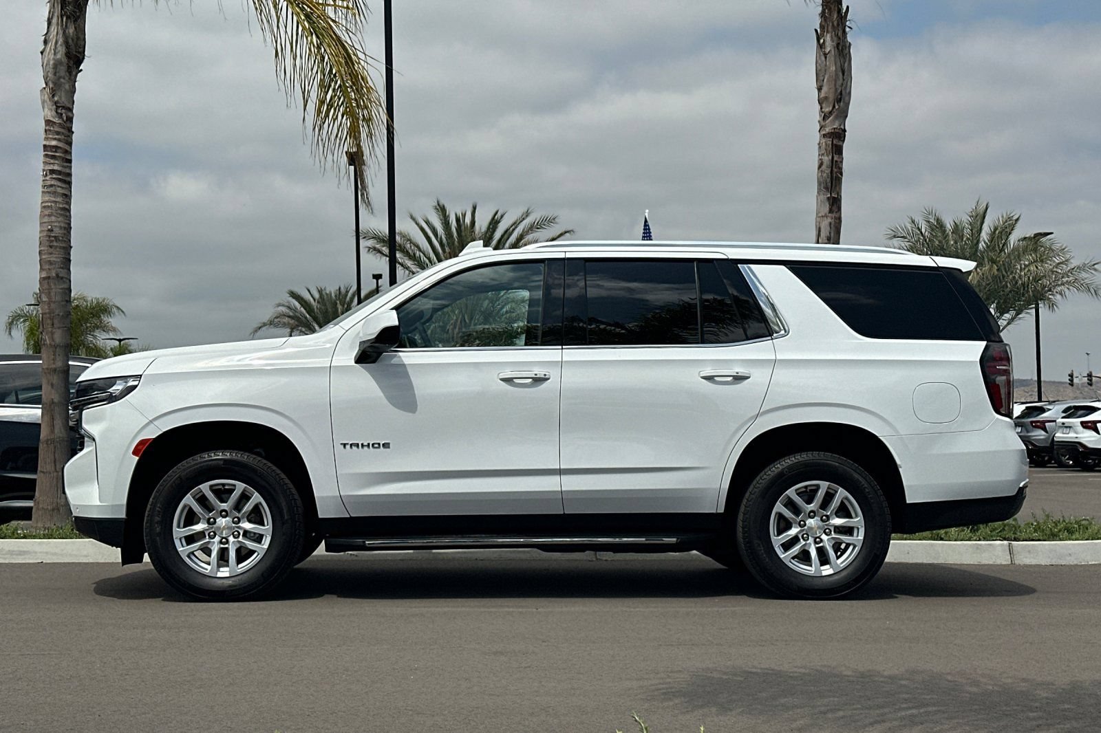 Used 2024 Chevrolet Tahoe LS RWD image 7