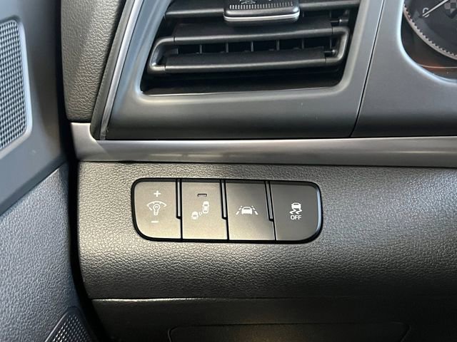 Used 2019 Hyundai Elantra Value Edition w/ Cargo Package FWD image 16