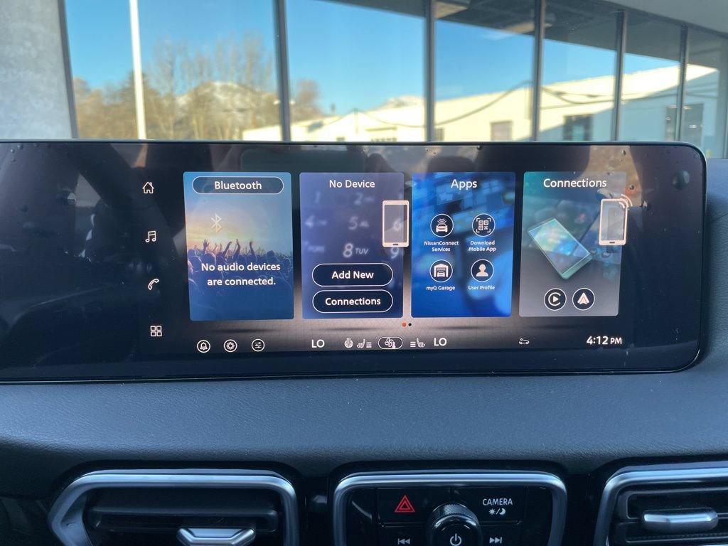 New 2026 Nissan Sentra SR w/ SR Premium Package FWD image 18