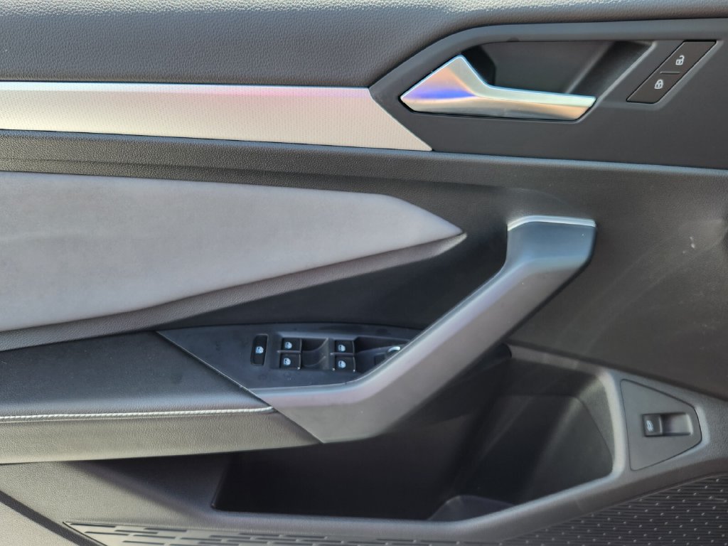 New 2027 Volkswagen Jetta SE FWD image 11