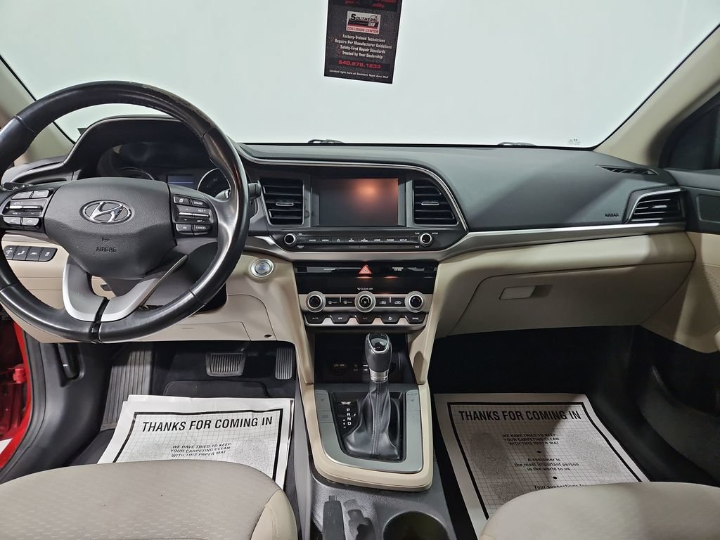 Used 2019 Hyundai Elantra Value Edition FWD image 18