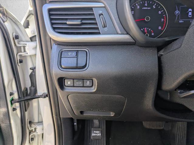 Used 2016 Kia Optima LX FWD image 9