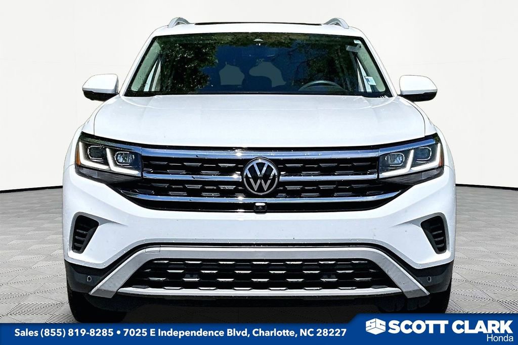 Used 2021 Volkswagen Atlas SEL Premium image 2