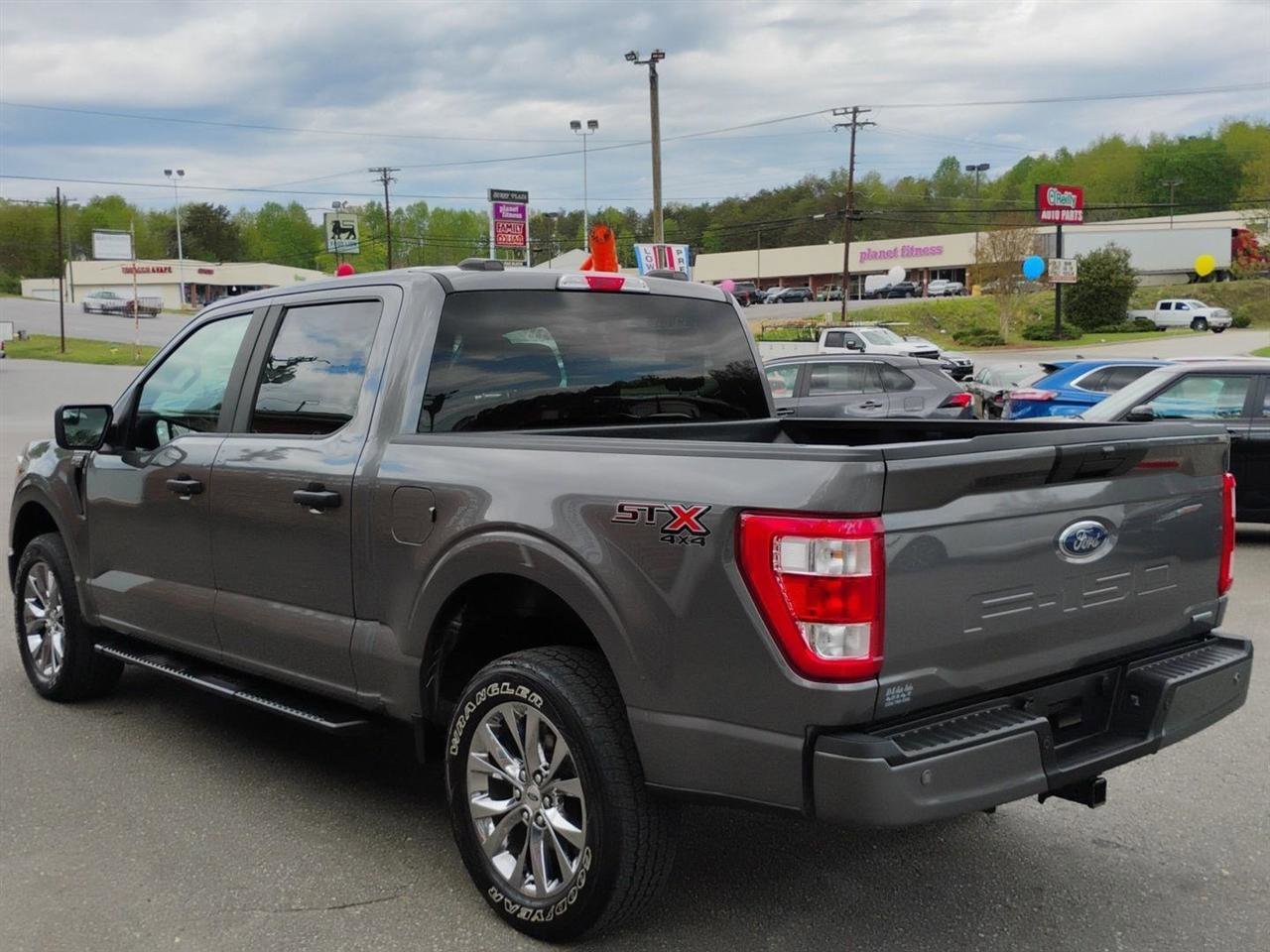 Used 2021 Ford F150 XL w/ STX Appearance Package AWD/4WD image 8