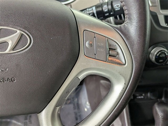 Used 2013 Hyundai Tucson Limited w/ Premium Pkg image 19
