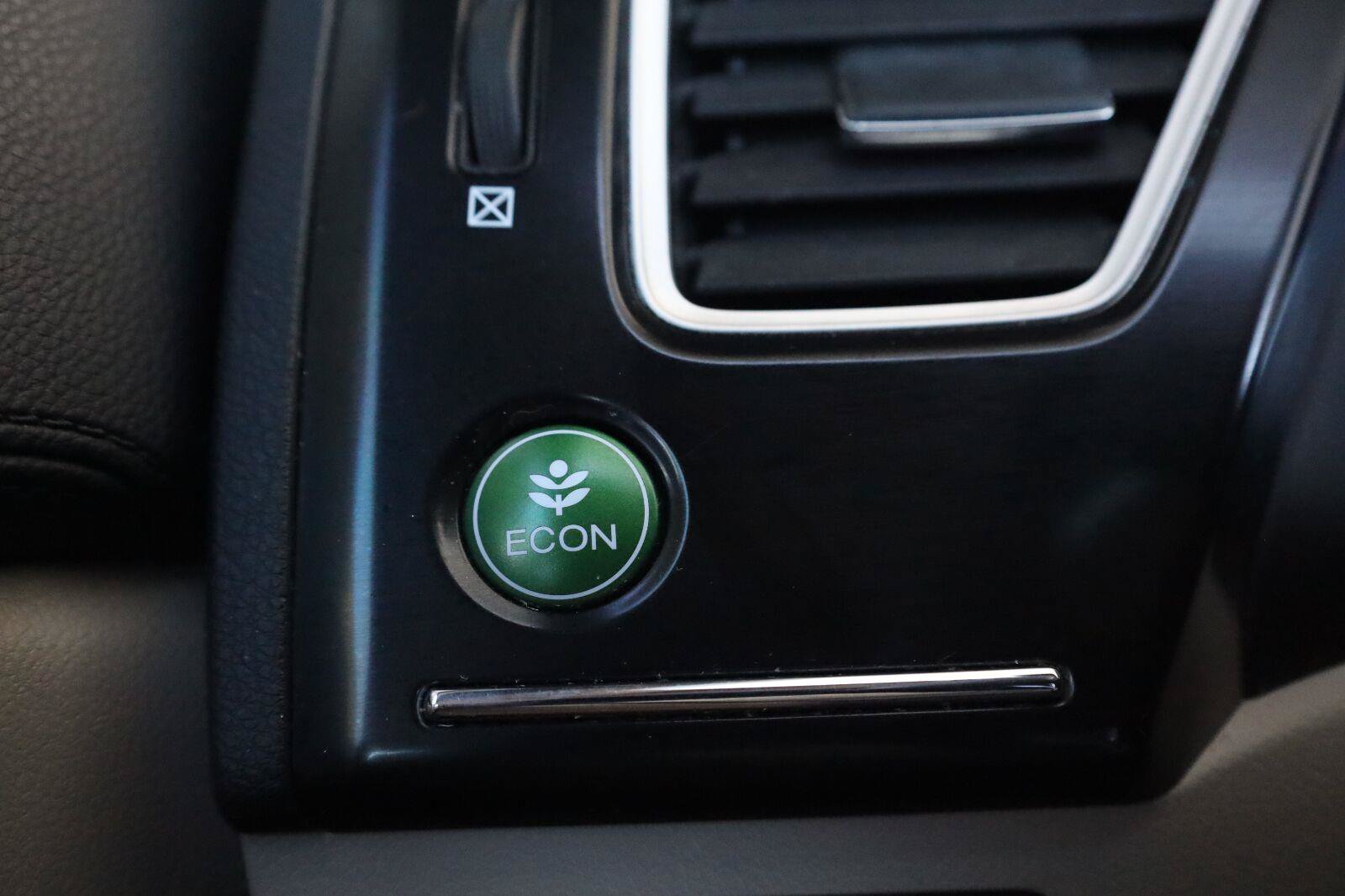Used 2013 Honda Civic Hybrid Sedan image 35