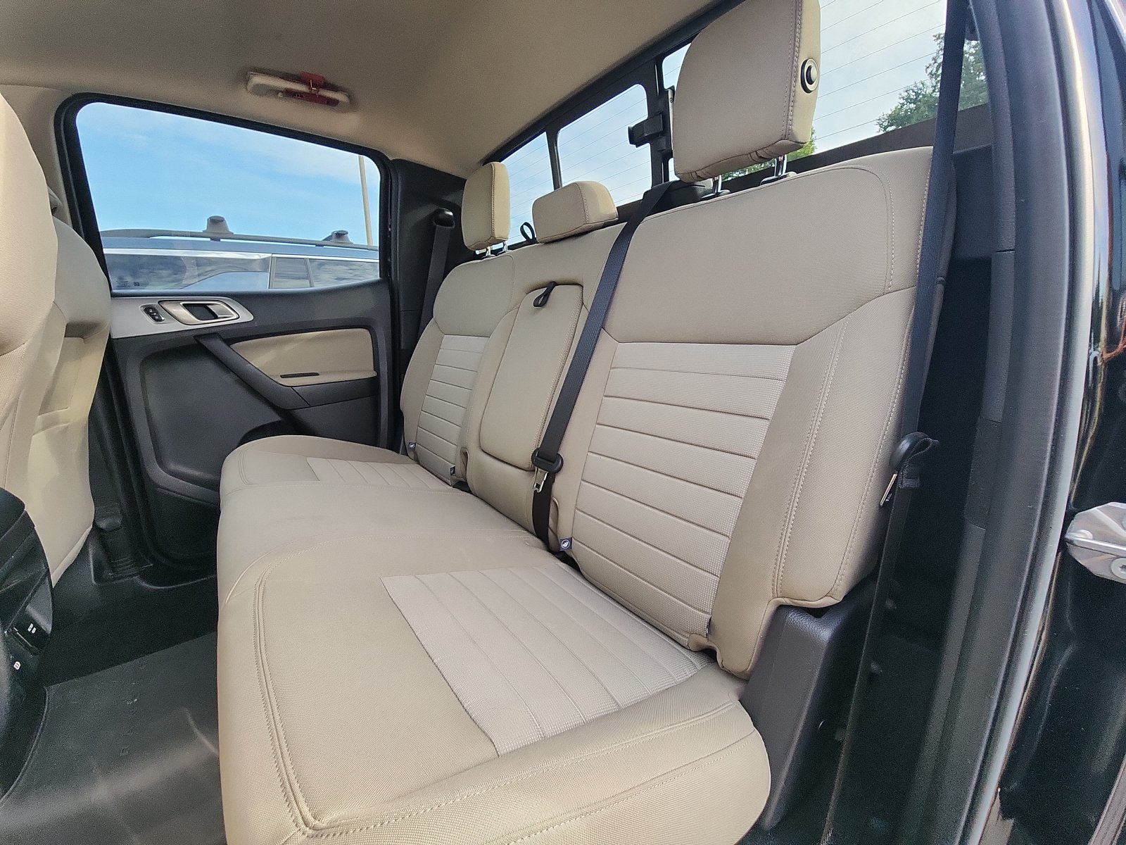 Used 2019 Ford Ranger XLT w/ Equipment Group 302A Luxury AWD/4WD image 19