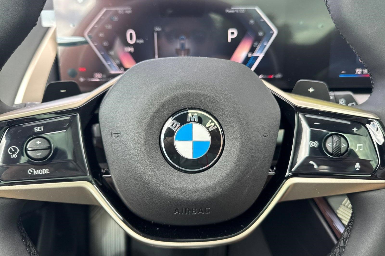 Used 2025 BMW X3 xDrive30i w/ Convenience Package image 15