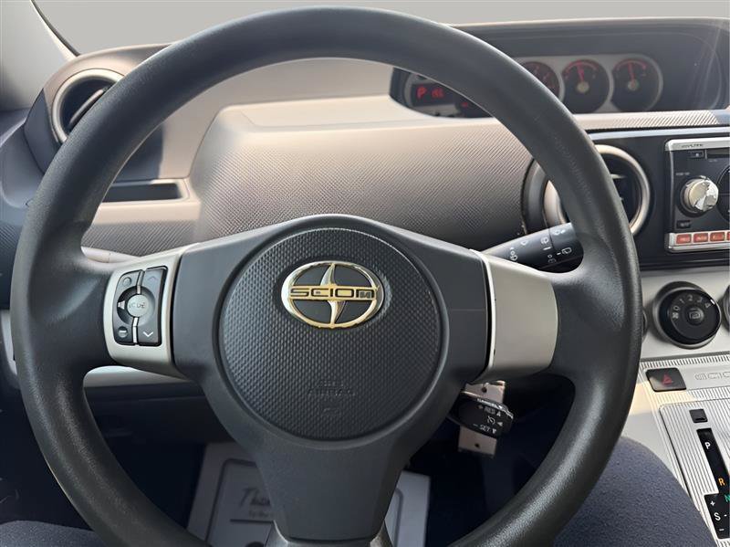 Used 2010 Scion xB FWD image 32
