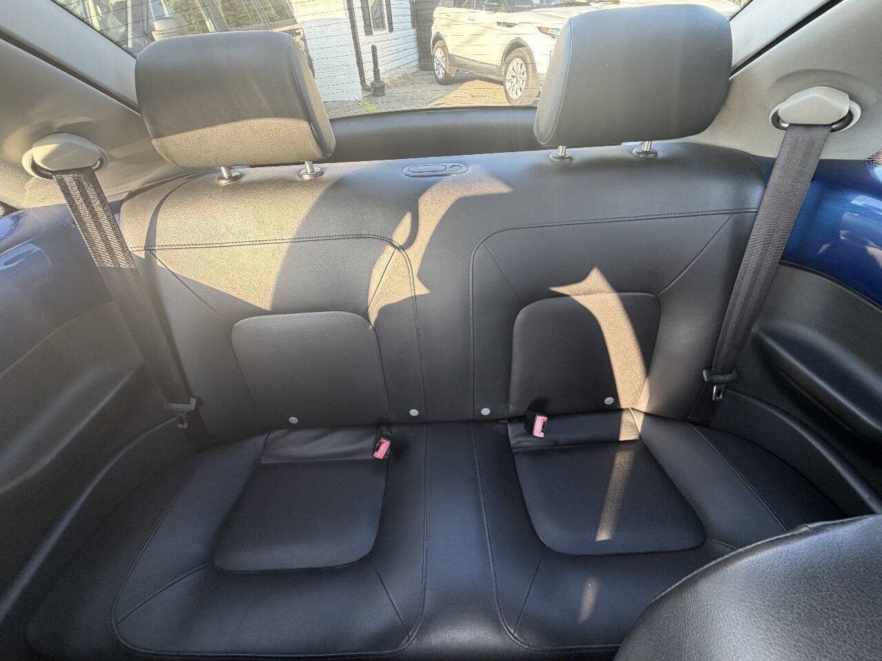 Used 2008 Volkswagen Beetle S FWD image 10