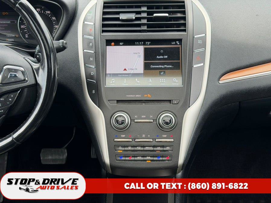 Used 2017 Lincoln MKC Reserve w/ Lincoln MKC Climate Package AWD/4WD image 11