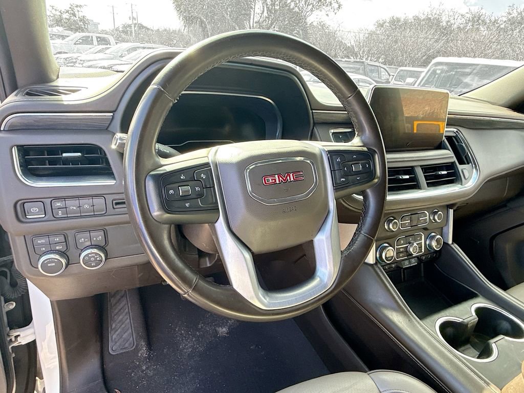 Used 2023 GMC Yukon SLT image 12
